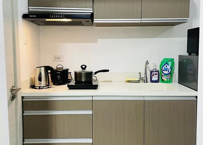 West Jones Residences 16f Minimalist Corner Cebu