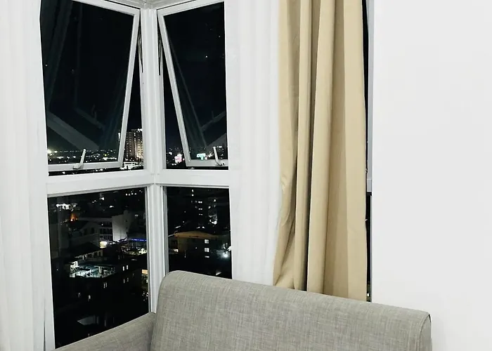 West Jones Residences 16f Minimalist Corner *